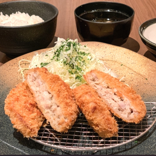 黒毛和牛100%メンチカツ　80g×10個(ホテル・レストラン用)サムネイル